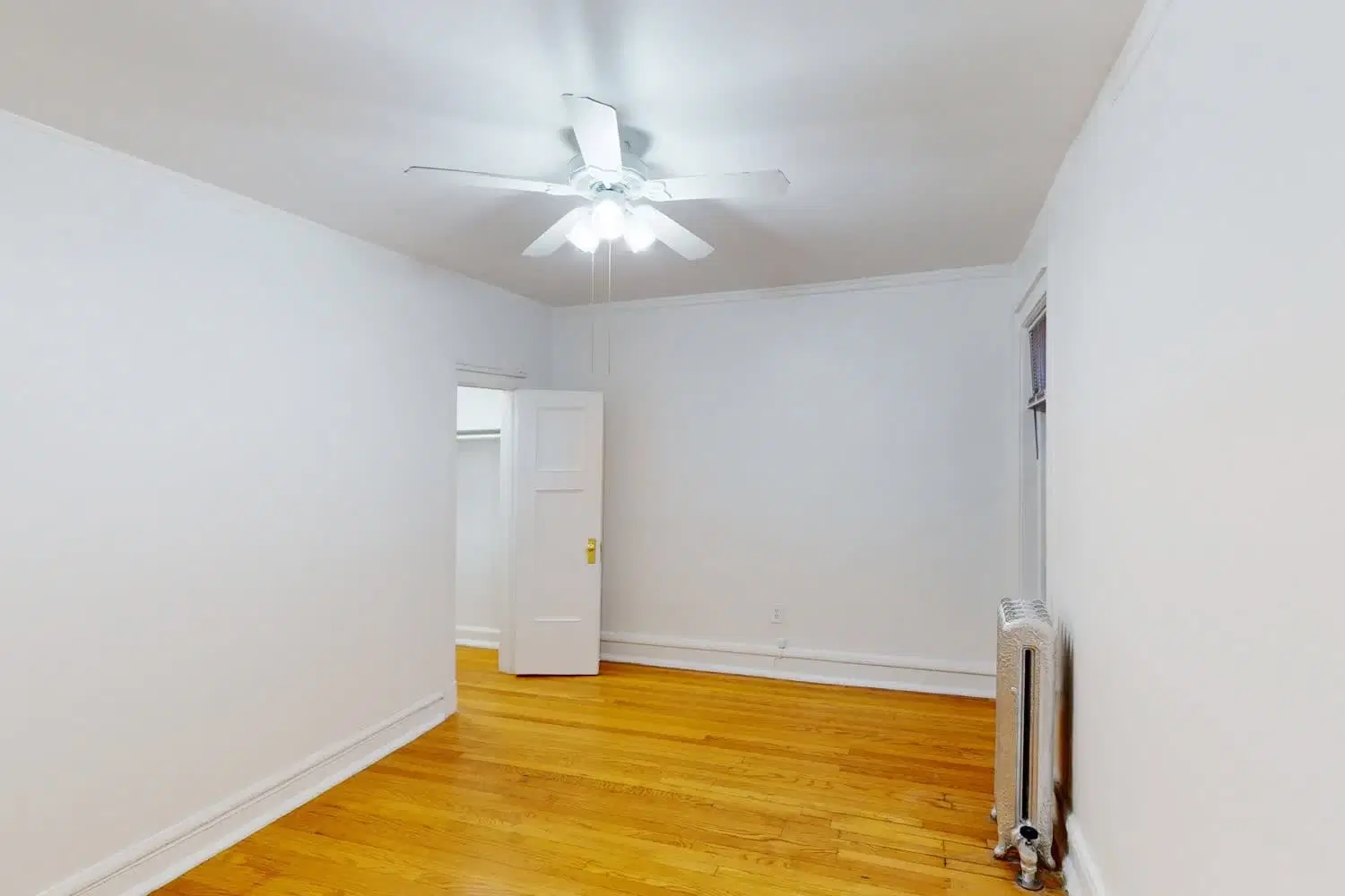 5336-5338 S. Hyde Park Boulevard, Chicago