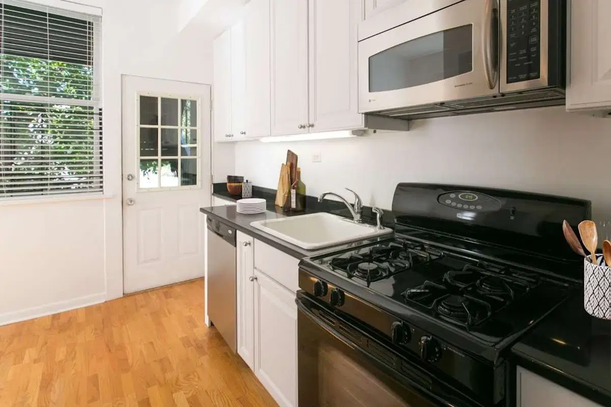 5532 S. Kimbark Avenue, Chicago – Kitchen