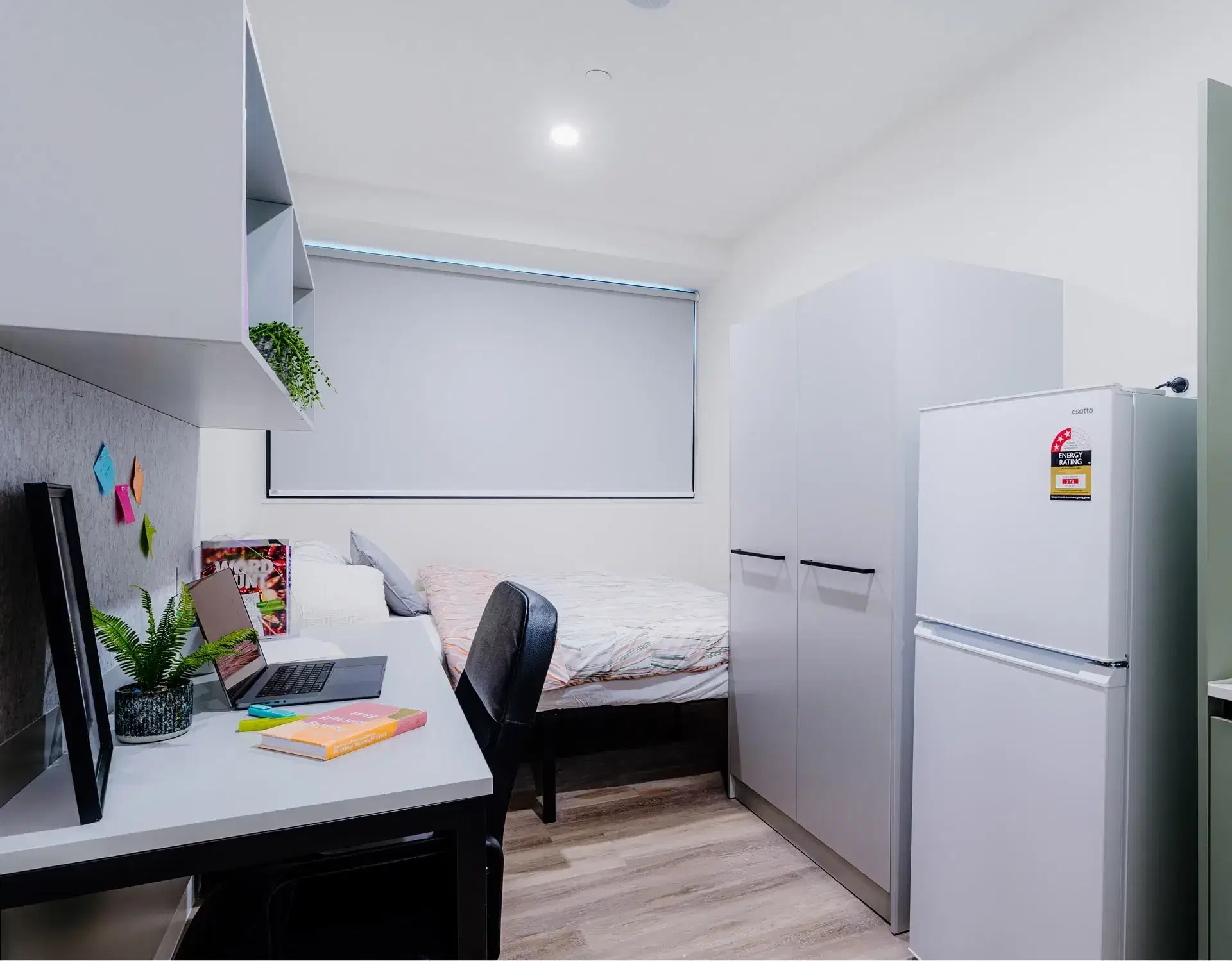 Accolade on Moore (Formerly Y Suites On Moore), Canberra – Cluster Ensuite Silver