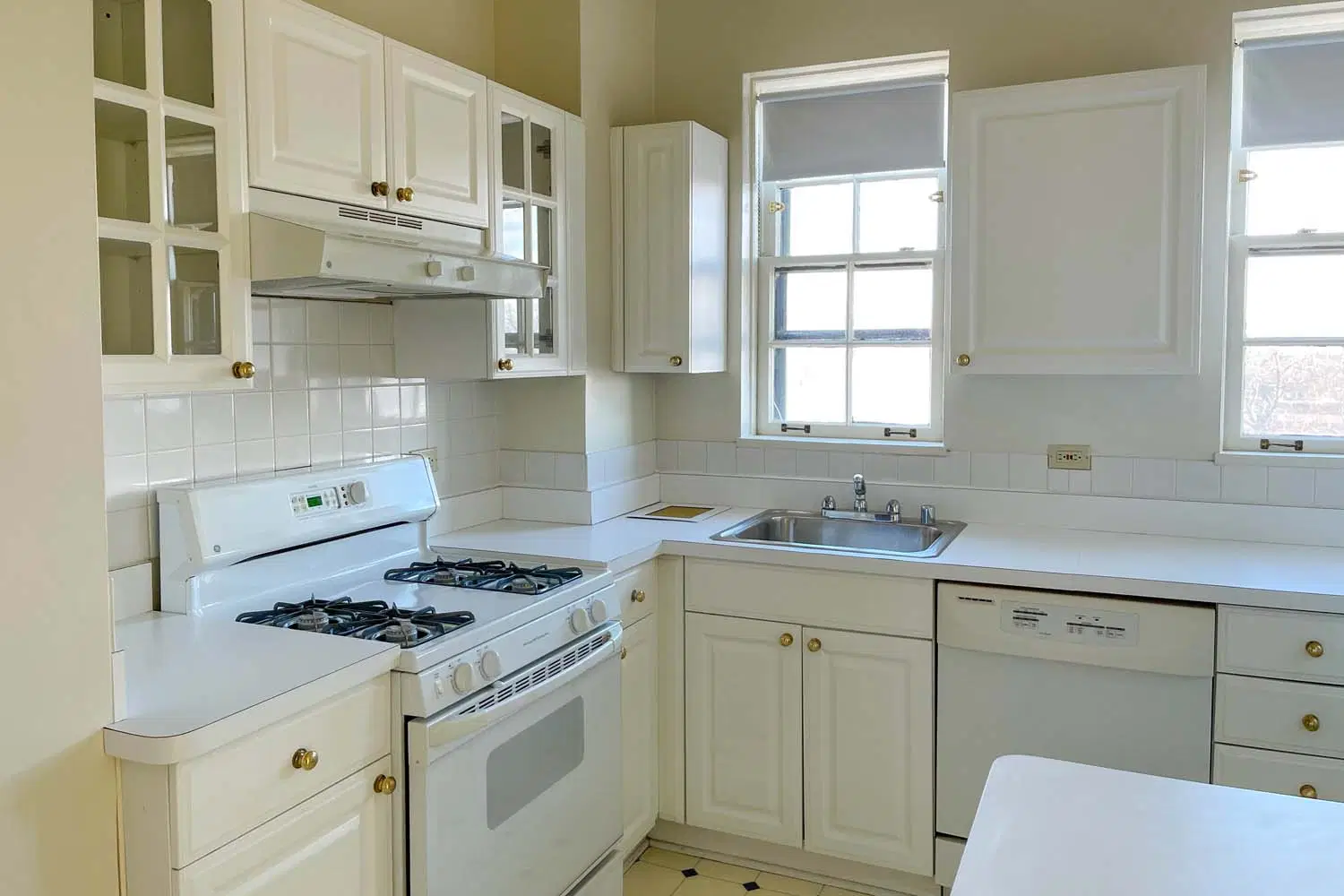 Cloisters, Chicago – Kitchen