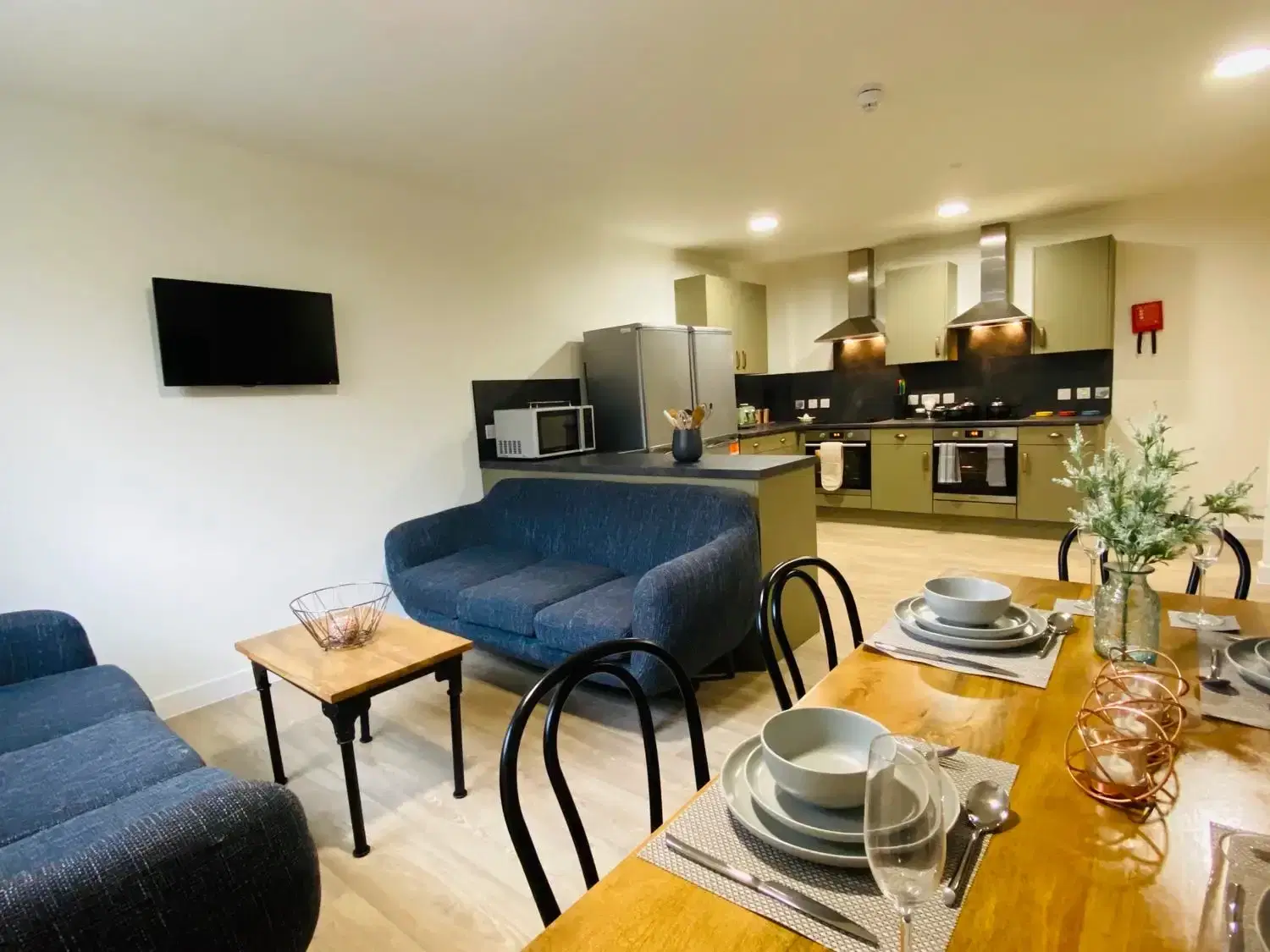 LNT Mannequin House, London – Common Area