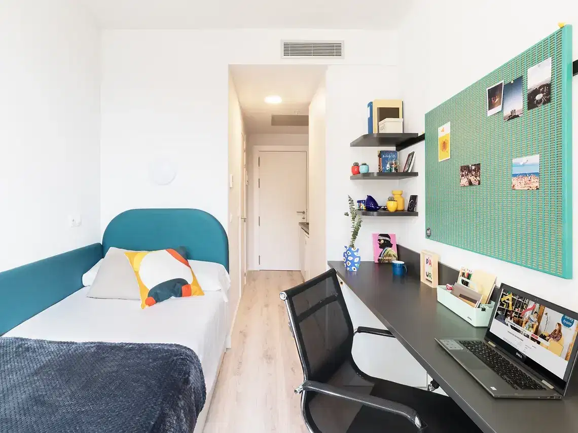 Yugo Aleu, Barcelona