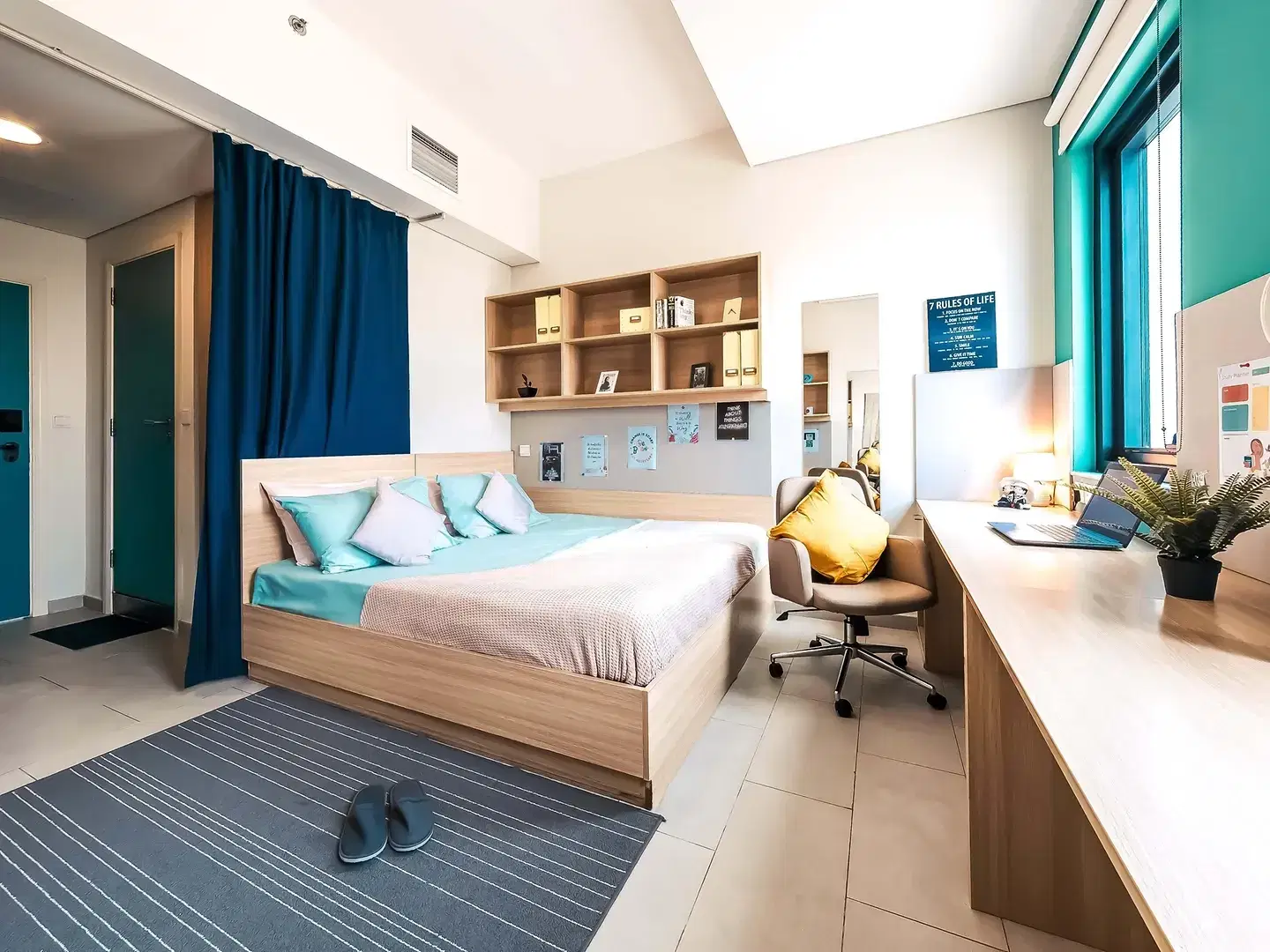 Yugo Dubailand, Dubai