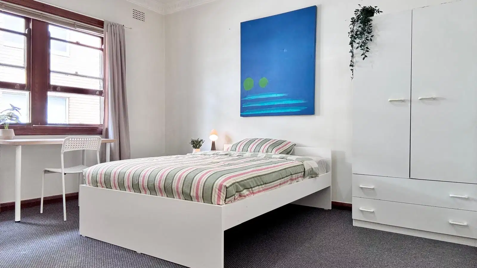 Room in a 4 Bedroom Apartment, The Grand Parade, Sutherland, Australia NSA 2232