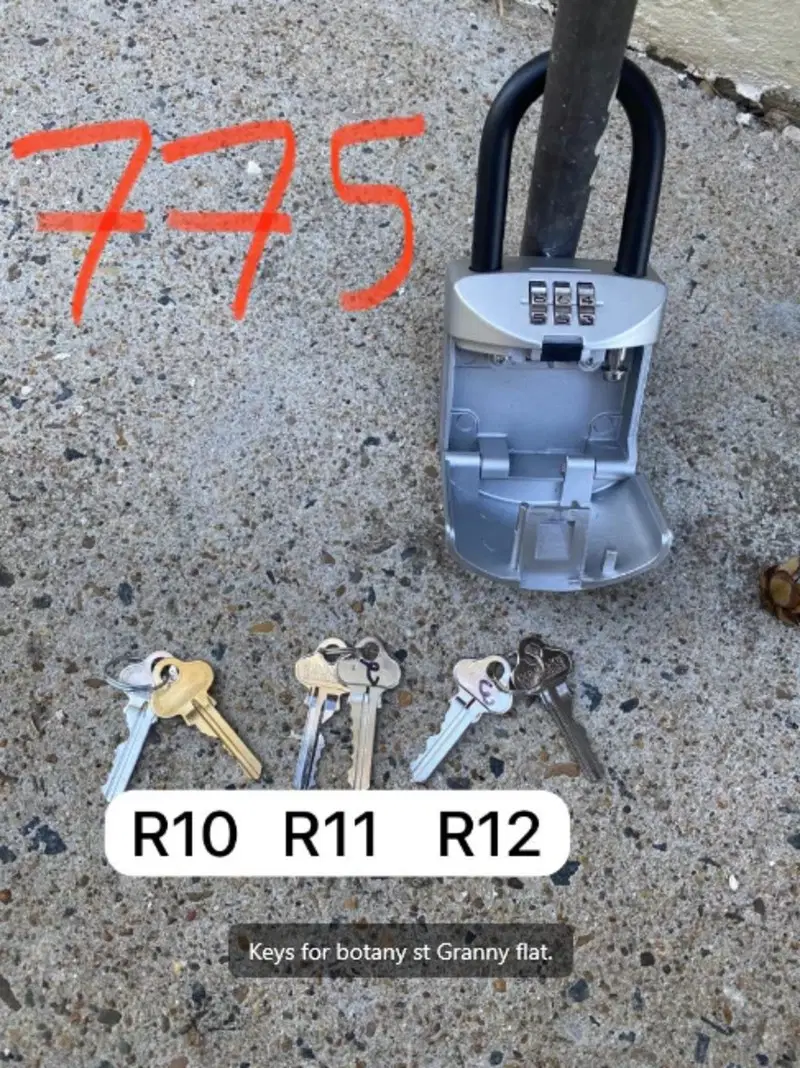 Room in a 8 Bedroom Apartment, Botany St., Carlton, Australia NSW 2218 – Amenities