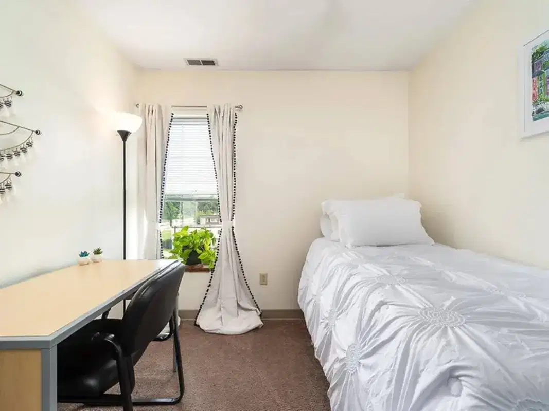 Yugo West Lafayette River Market, West Lafayette – 2 Bed, 1.5 Bath Classic