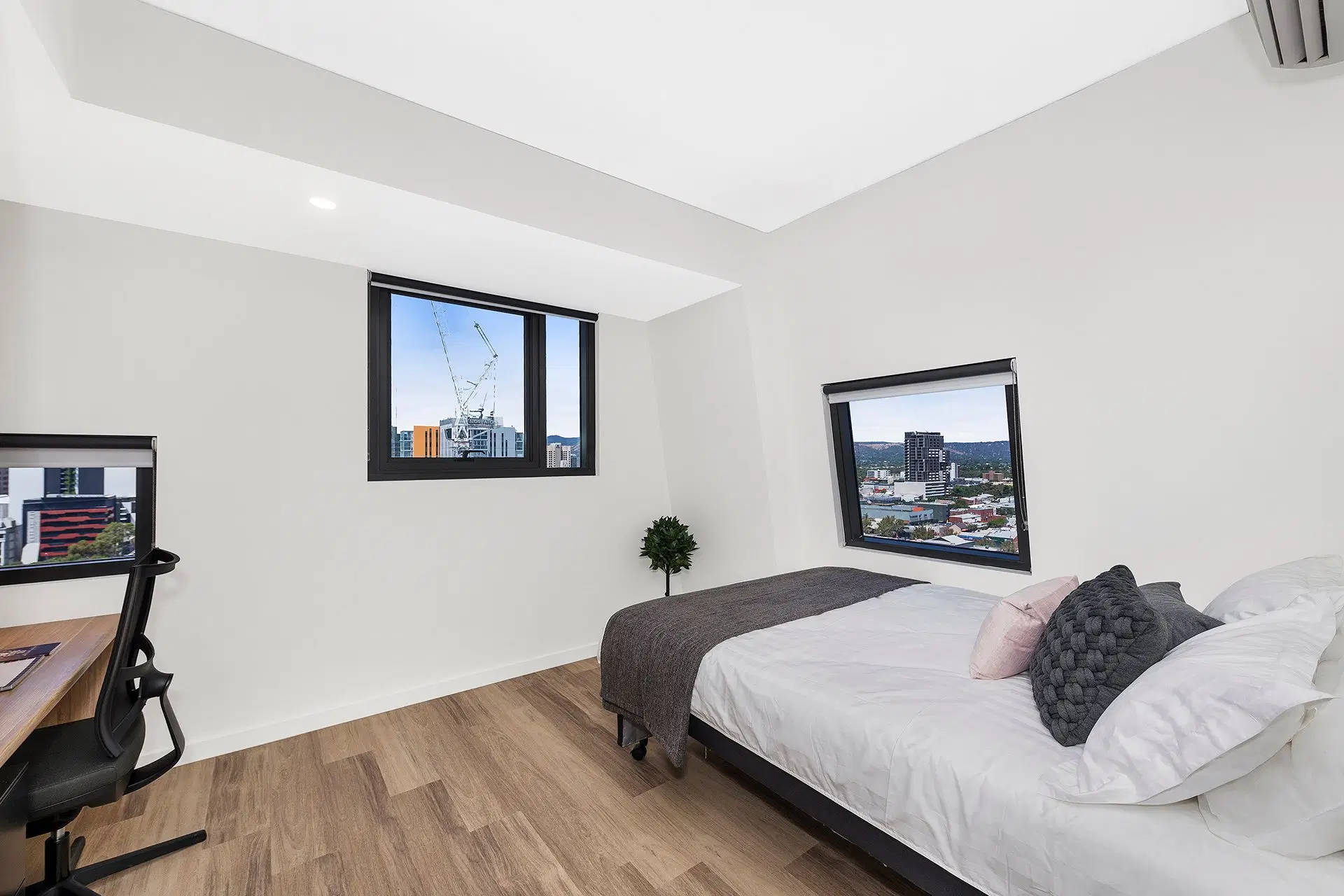 Scape Waymouth, Adelaide – Ultra Studio, Queen Bed