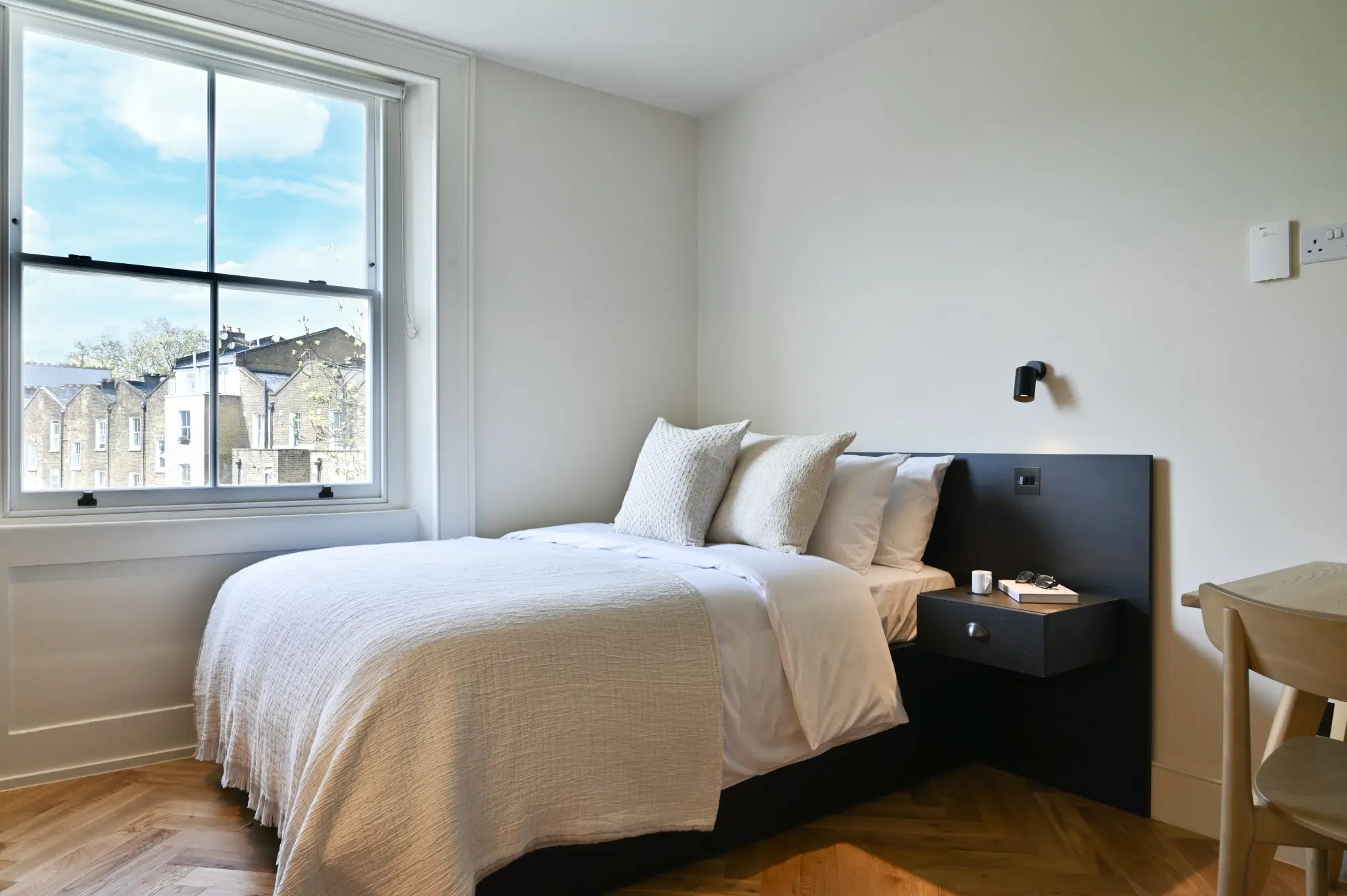 Notting Hill, London – Standard Studio