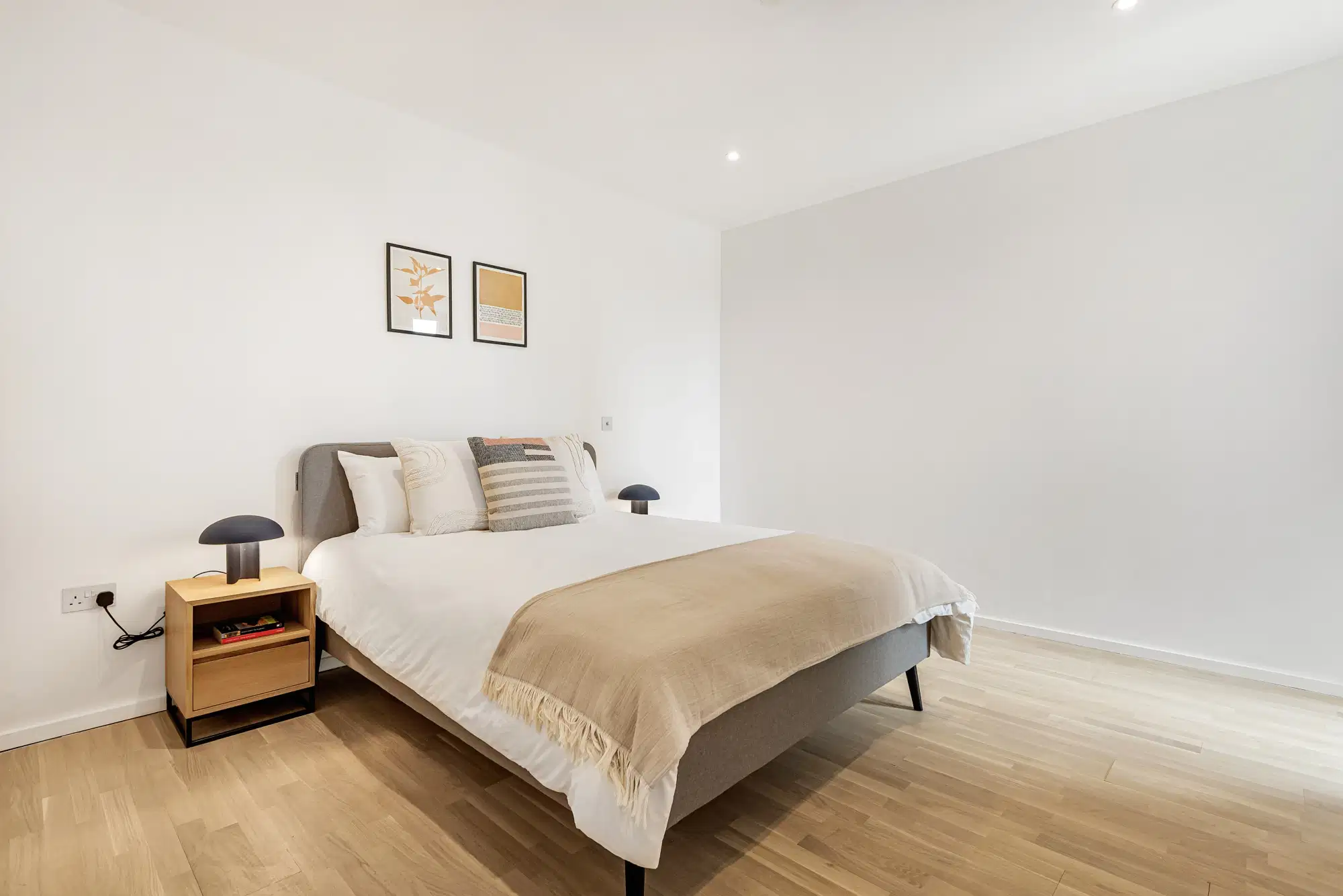 Royal Heights, Reading