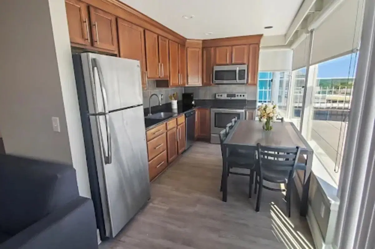 400 Maynard Apartments, Ann Arbor – Room in 2 Bedroom 2 Bathroom
