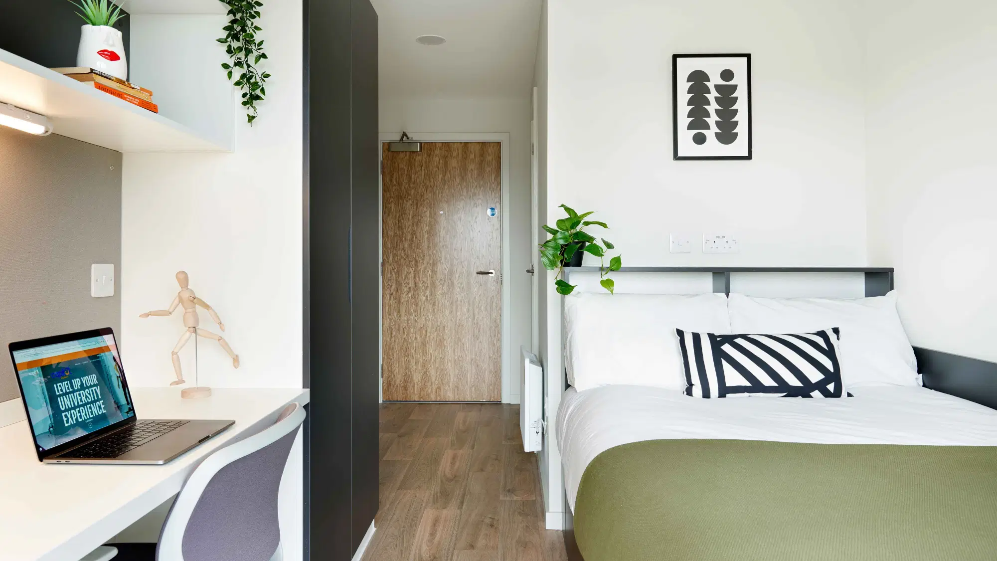 Gorgie, Edinburgh – Bronze Ensuite
