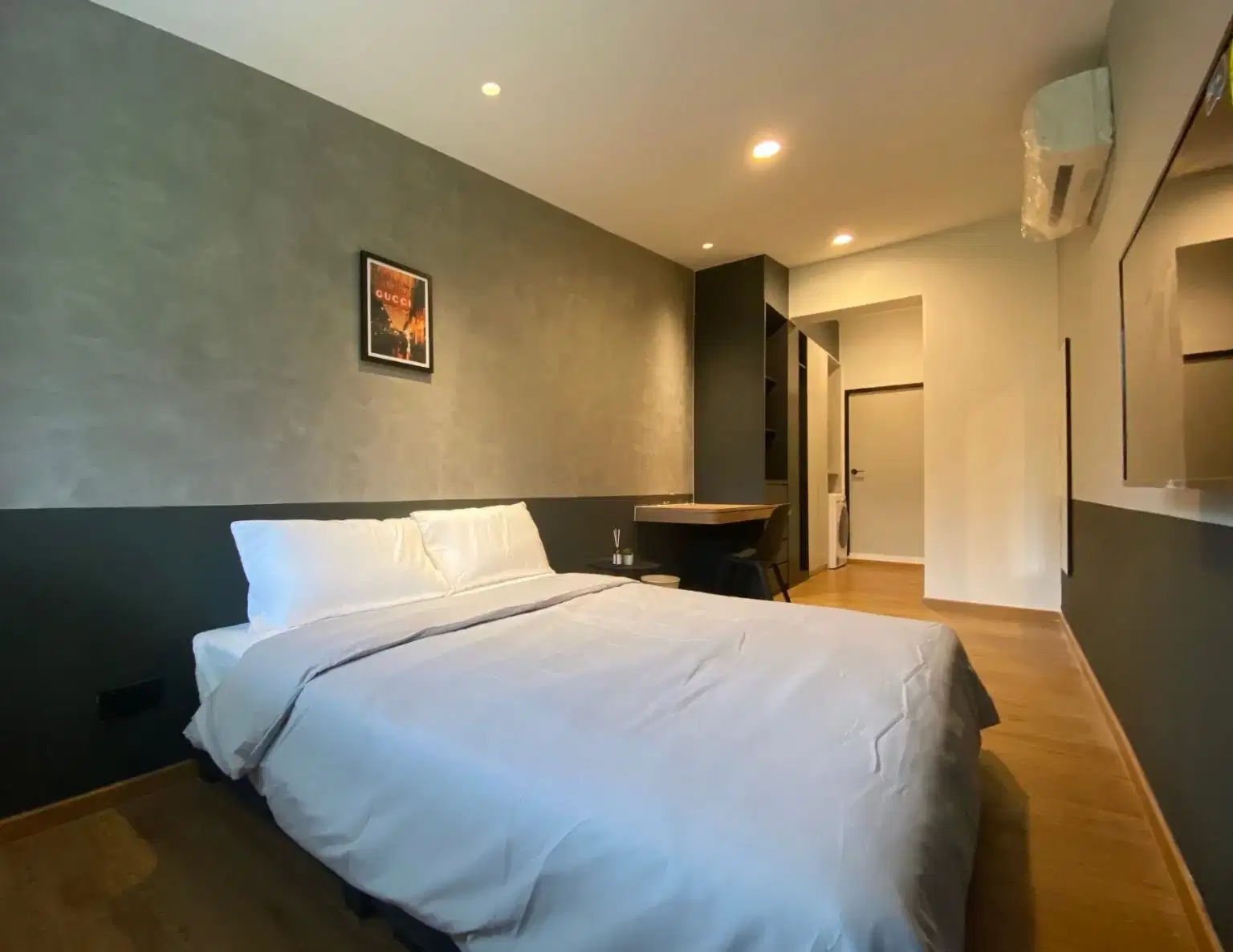 144 Owen, Farrer Park