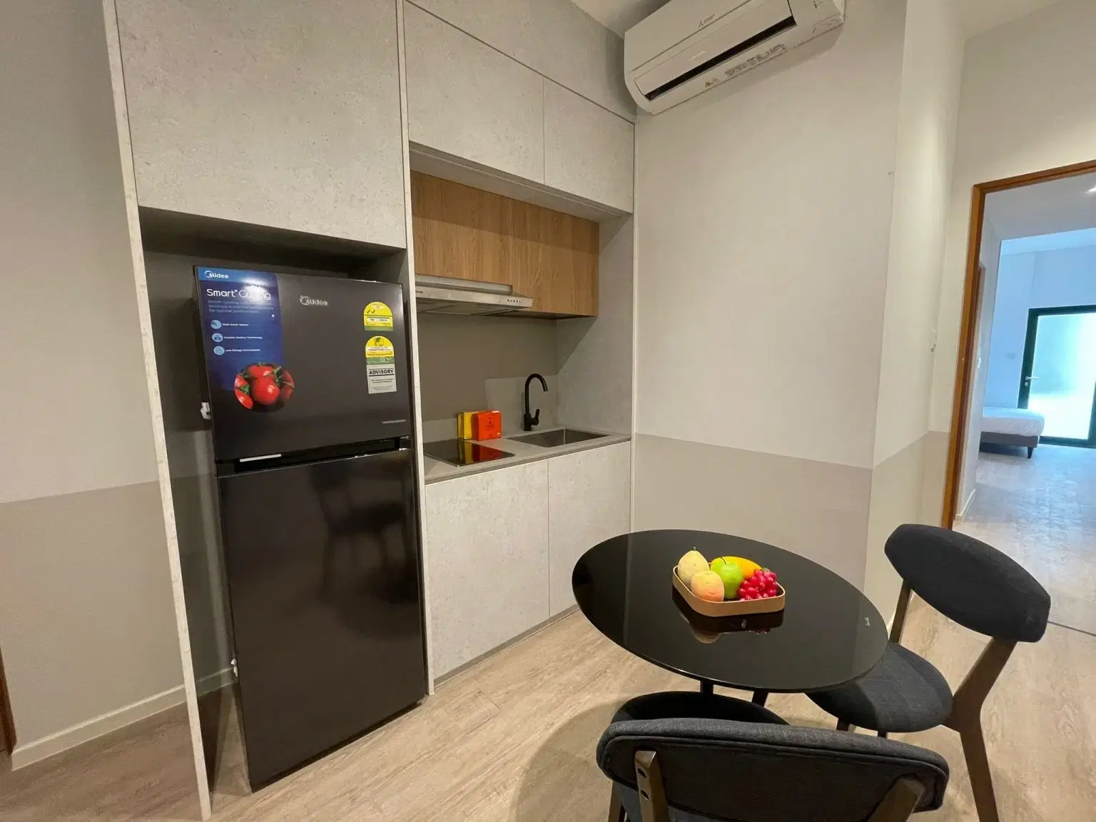 257 Outram, Outram – Kitchen