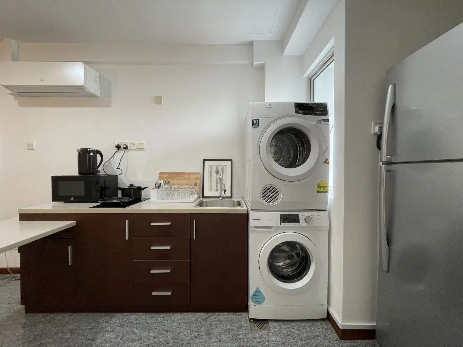 60 Wilkie, Rochor – Kitchen