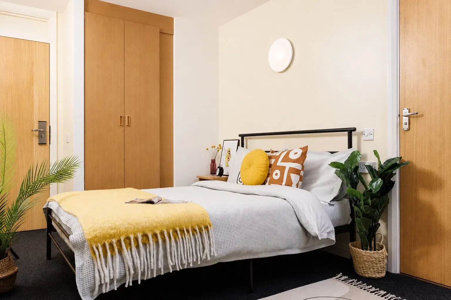 Westhill Hall, Sheffield – Extra Large Standard Double