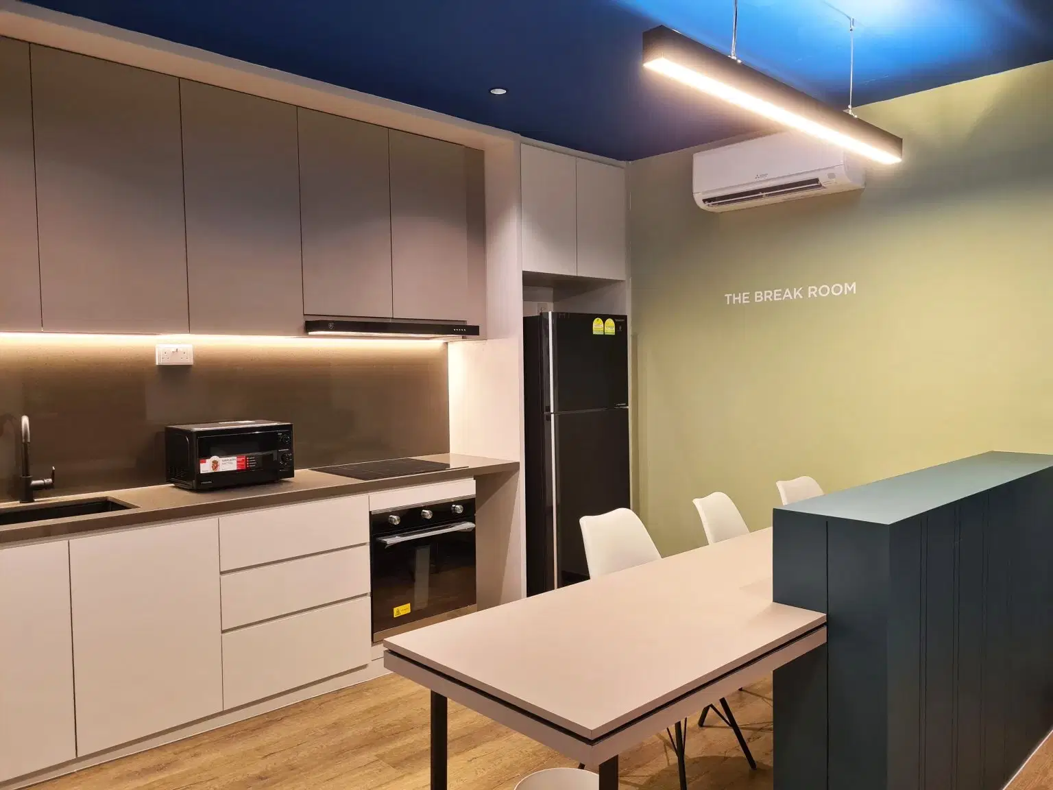 Kembangan Lodge, Marine Parade – Kitchen