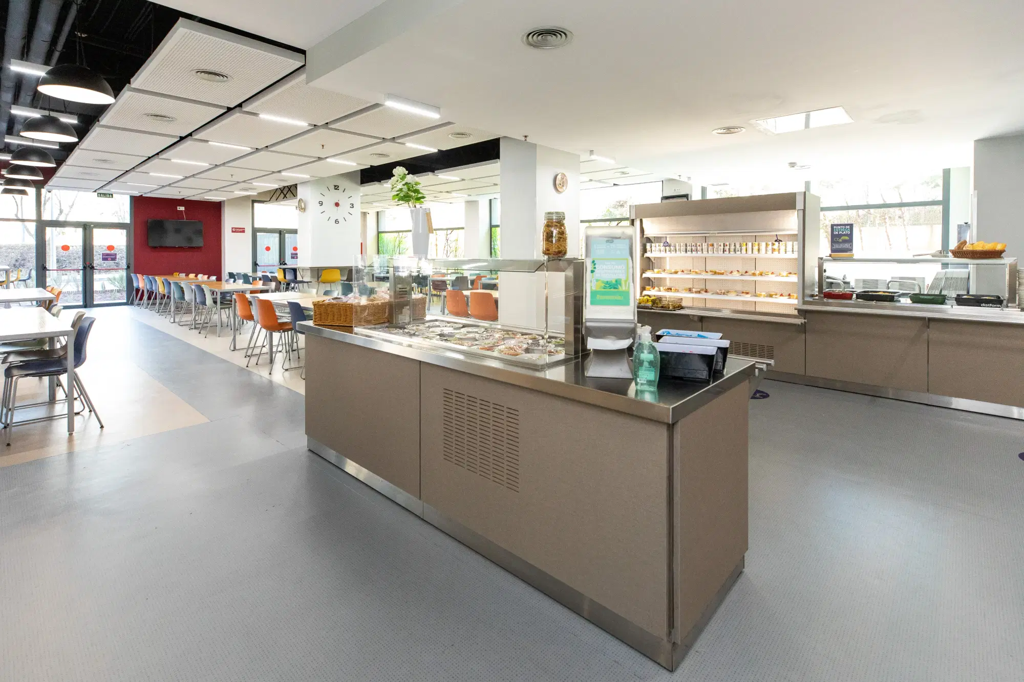 Yugo Emilia Pardo Bazán, Madrid – Kitchen