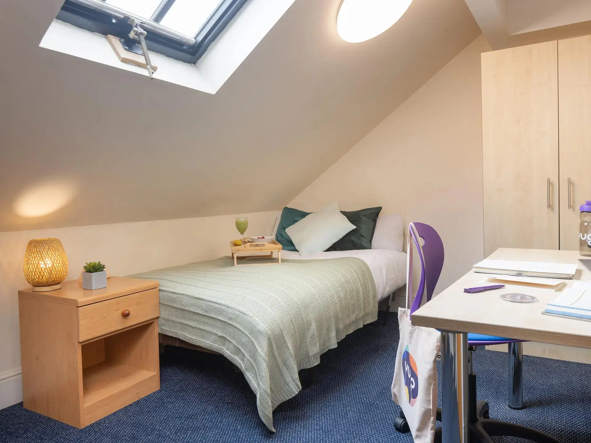 Yugo Cable Street, Lancaster – Classic Georgian Room