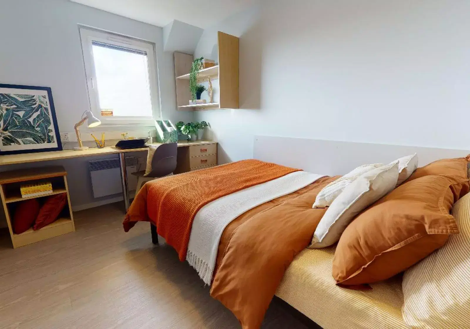 iQ Opal Court, Leicester – Silver En Suite