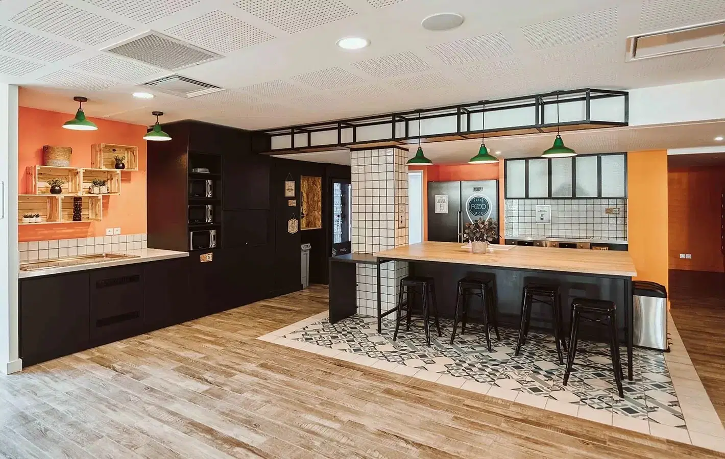 Kabane Residence, Montpellier – Kitchen