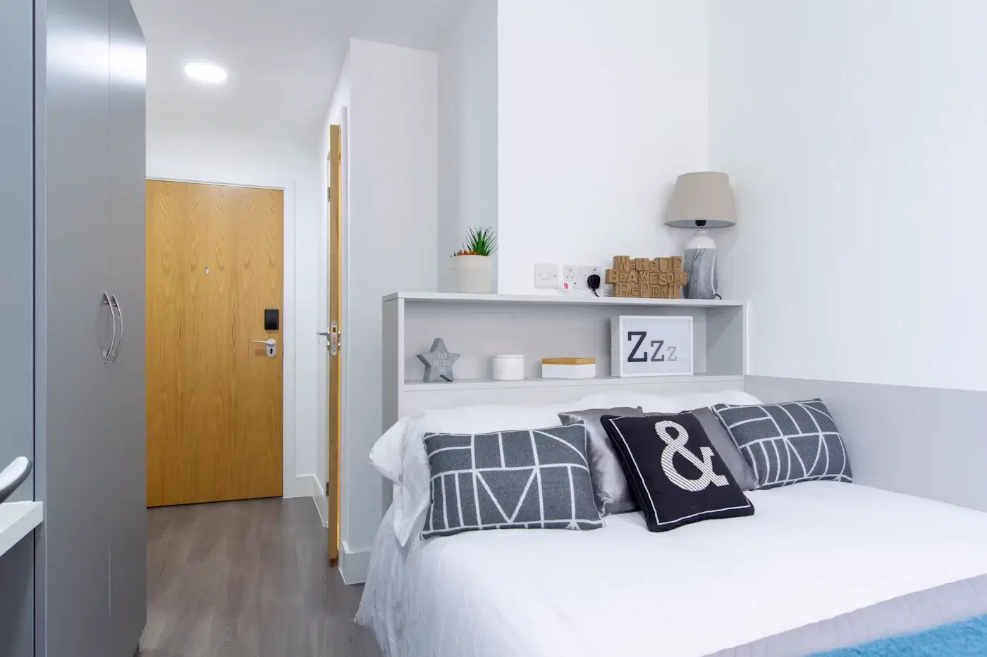 Merchant Apartments, Glasgow – Ensuite Platinum