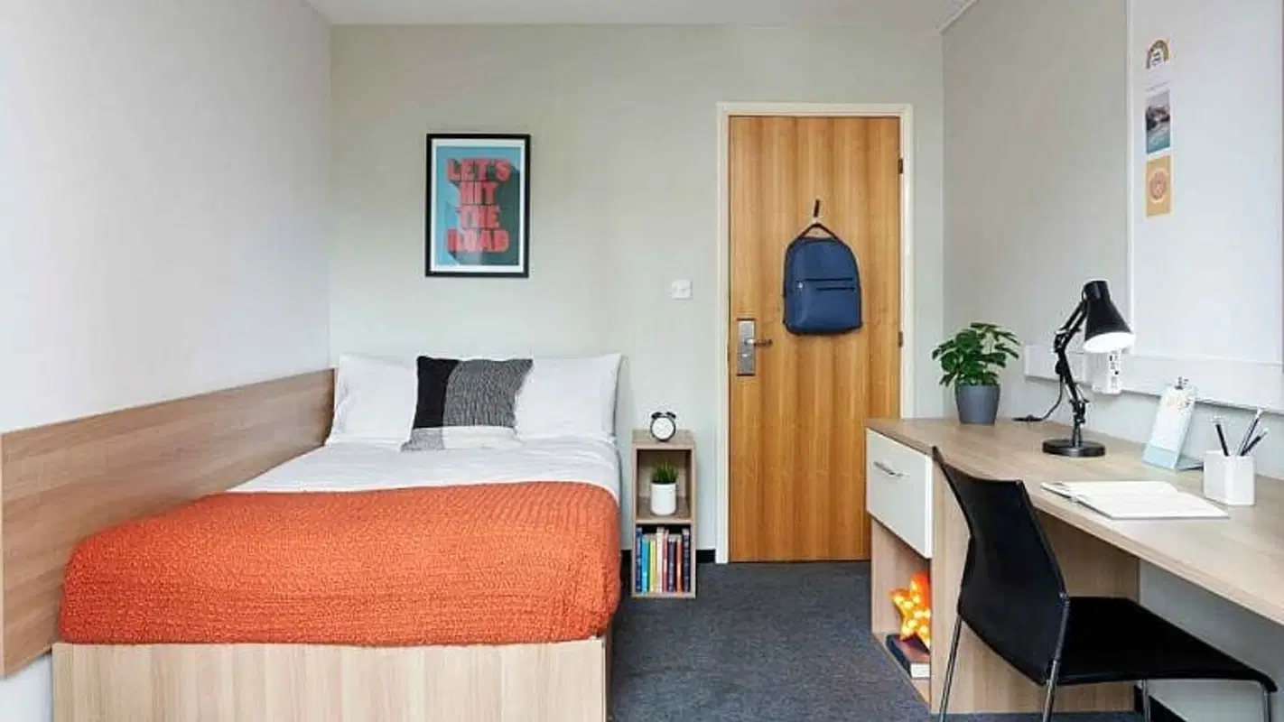 Transom House, Bristol – Bronze Non-Ensuite