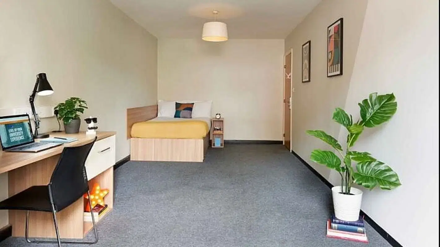 Transom House, Bristol – Silver Non-Ensuite