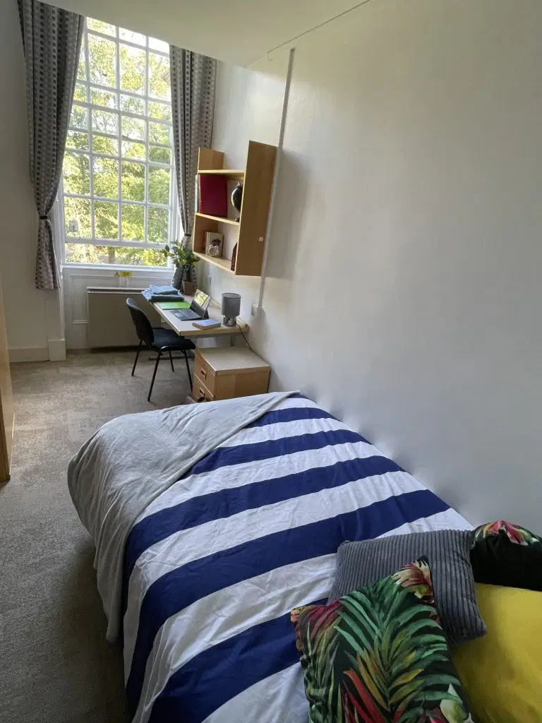 St Mary's Newcastle, Newcastle – Classic Bedroom