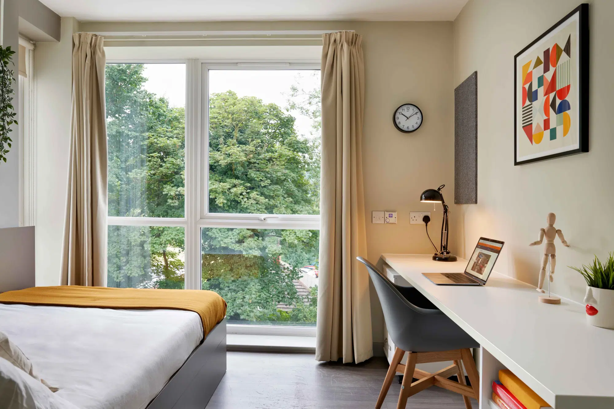 Saw Mill, Huddersfield – Bronze Plus Ensuite