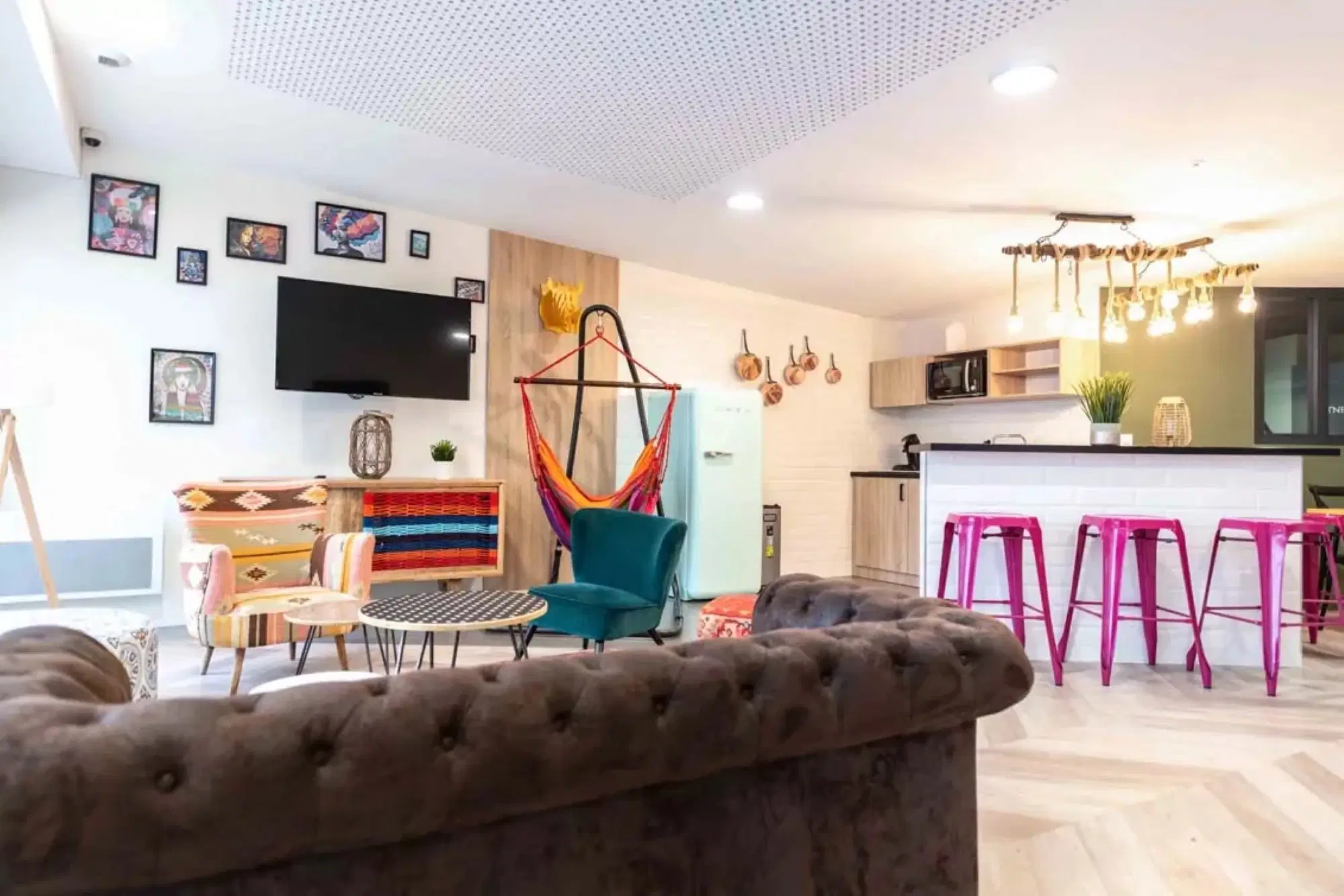 Gaya Residence, Tours – Common Area