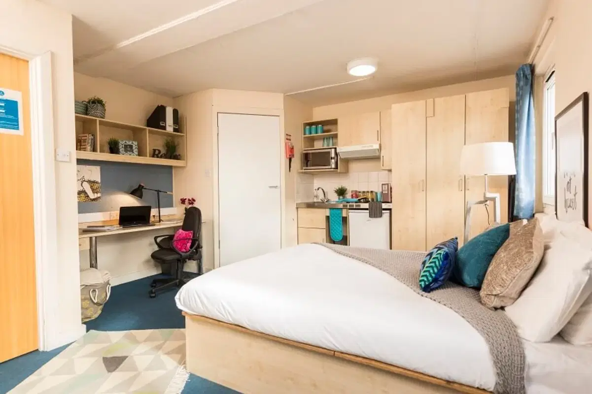 McMillan Student Village, London – Platinum Studio