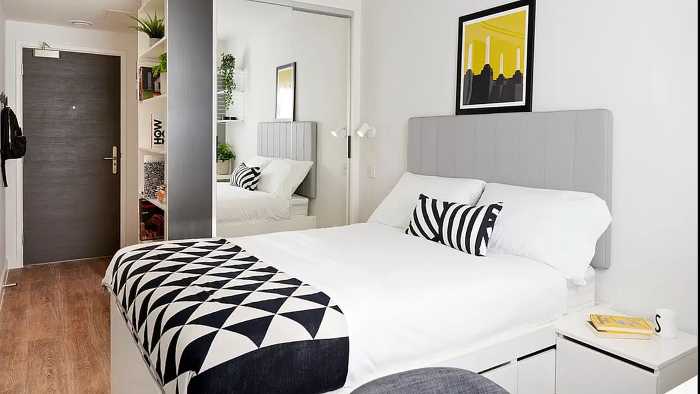 Student Castle Oxford, Oxford – Wilde Ensuite with AC