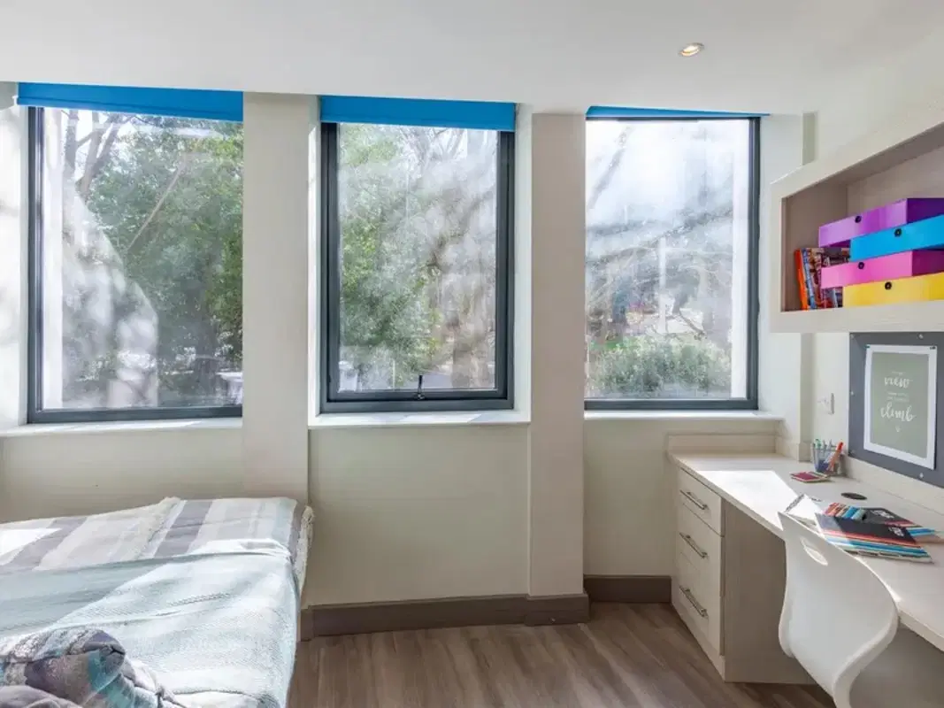 Mercury House, Bournemouth – Top Floor Classic Studio