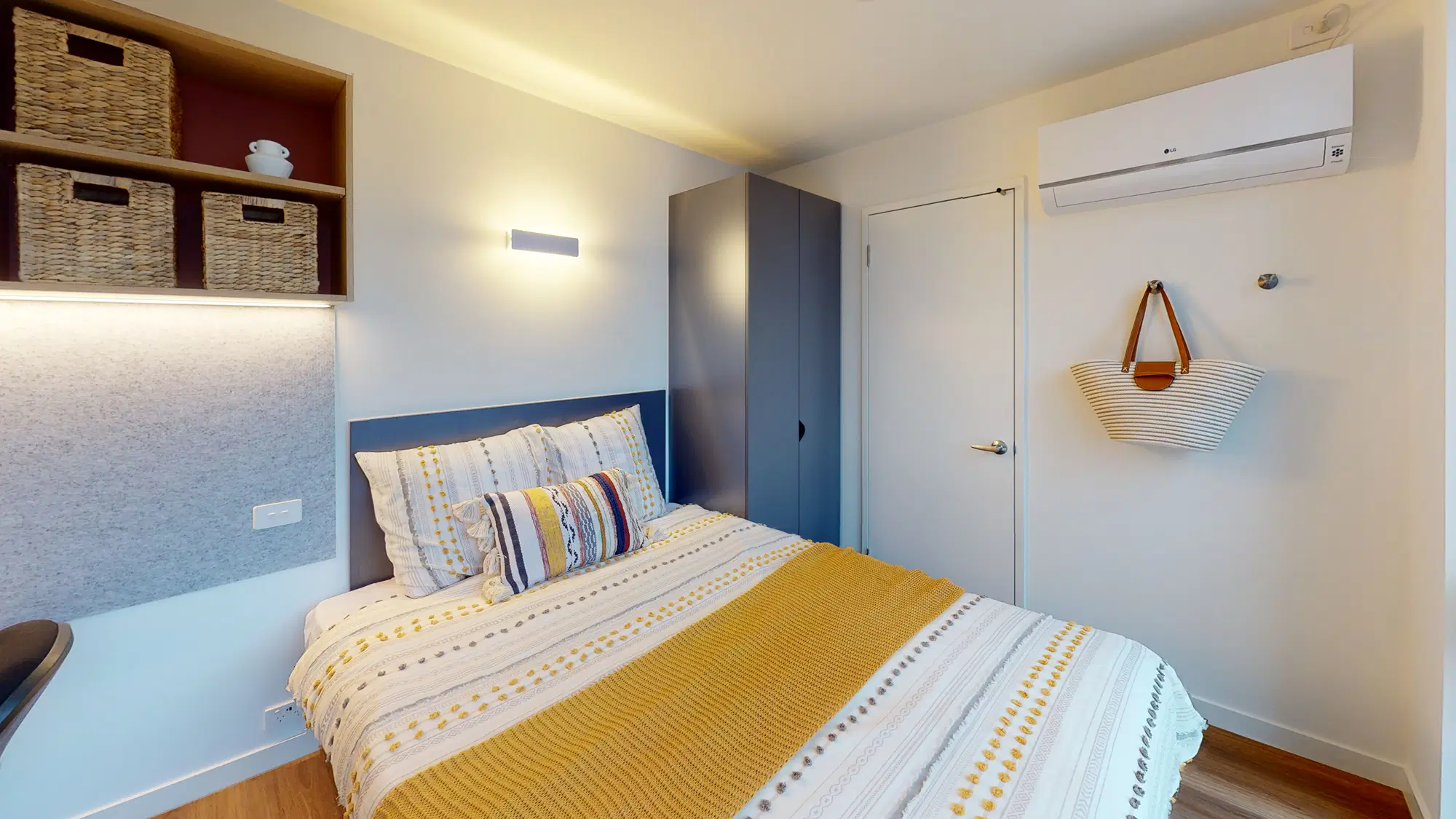 UniLodge Melbourne Flagstaff, Melbourne – 2 Bedroom Apartment