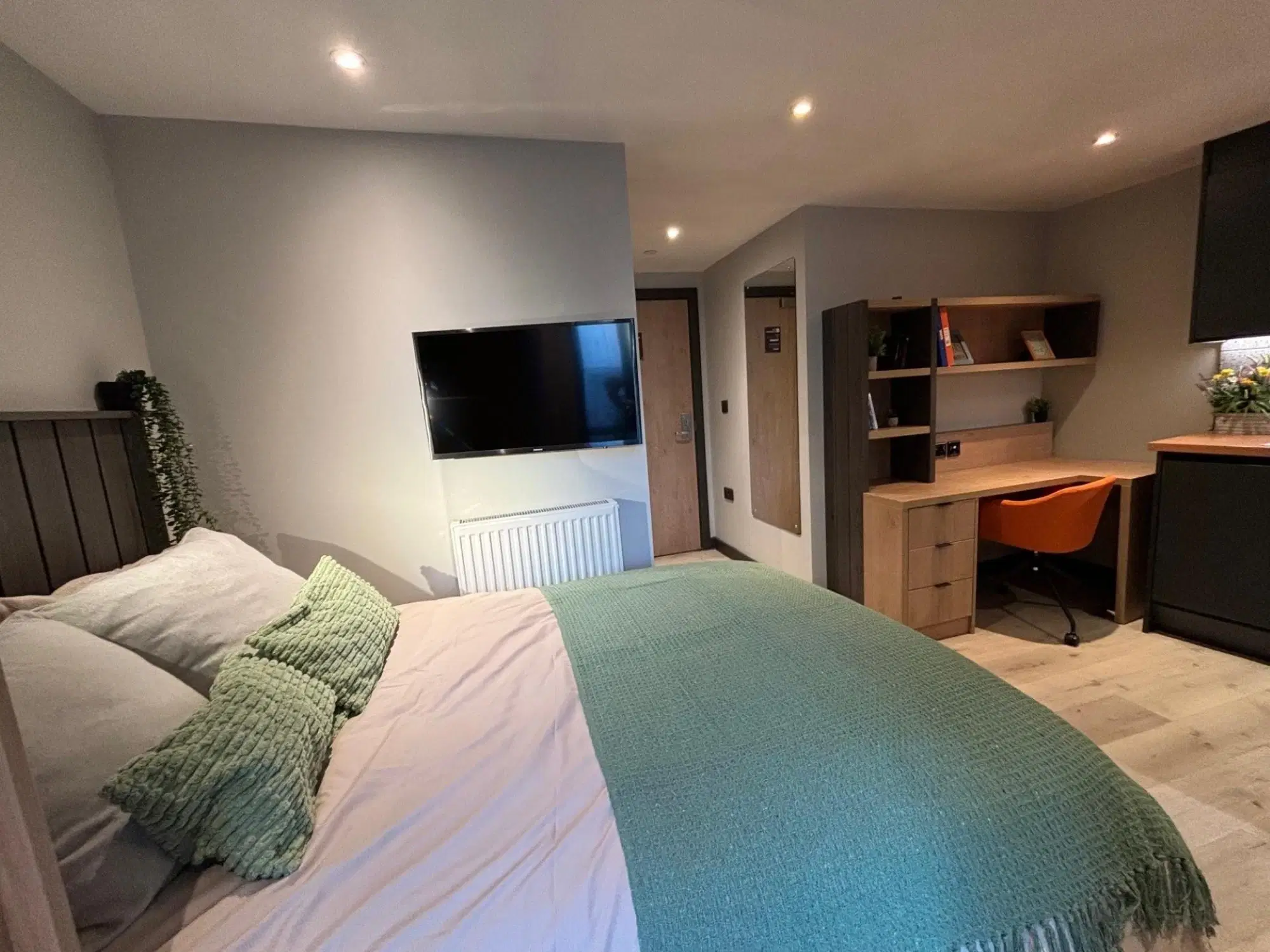 The Port On The Square, Bristol – Classic Studio