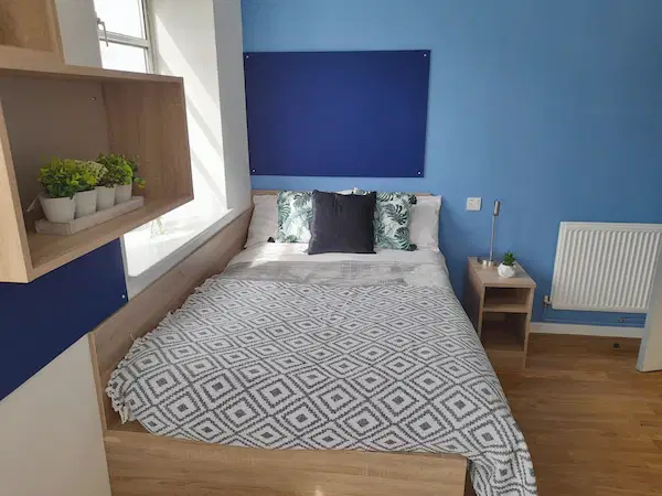 St Andrew’s Gardens, Liverpool – Ensuite
