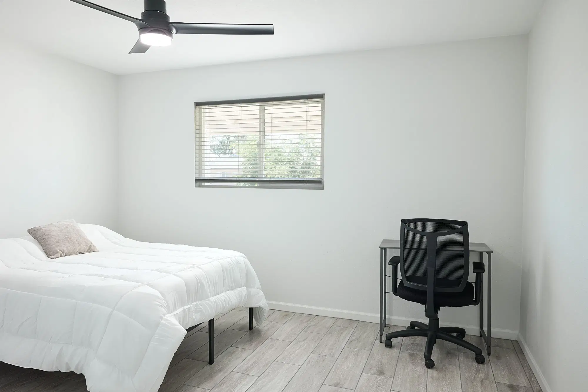 PDP 85281, Tempe – #70582: Room in 5 Bed 2 Bath