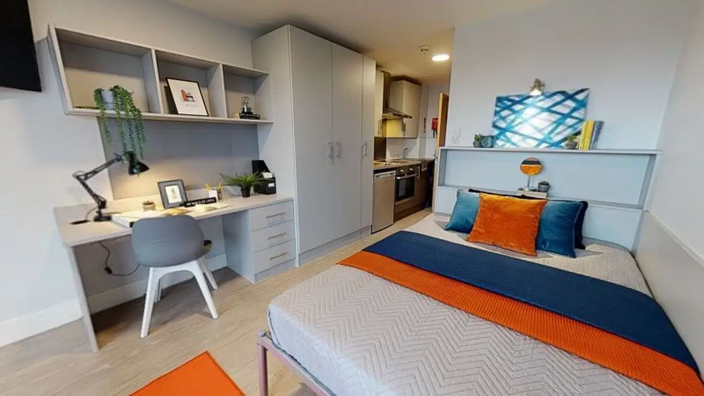 iQ Grove, Edinburgh