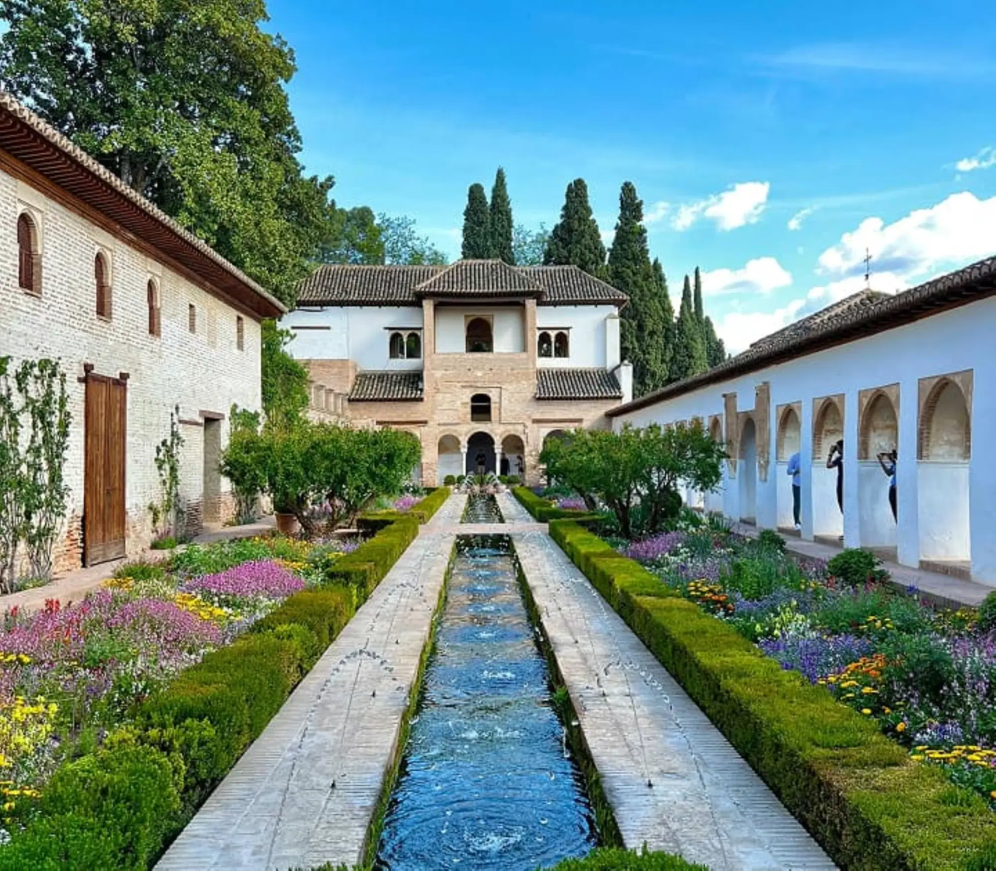 Granada Moliner, Granada – Exterior