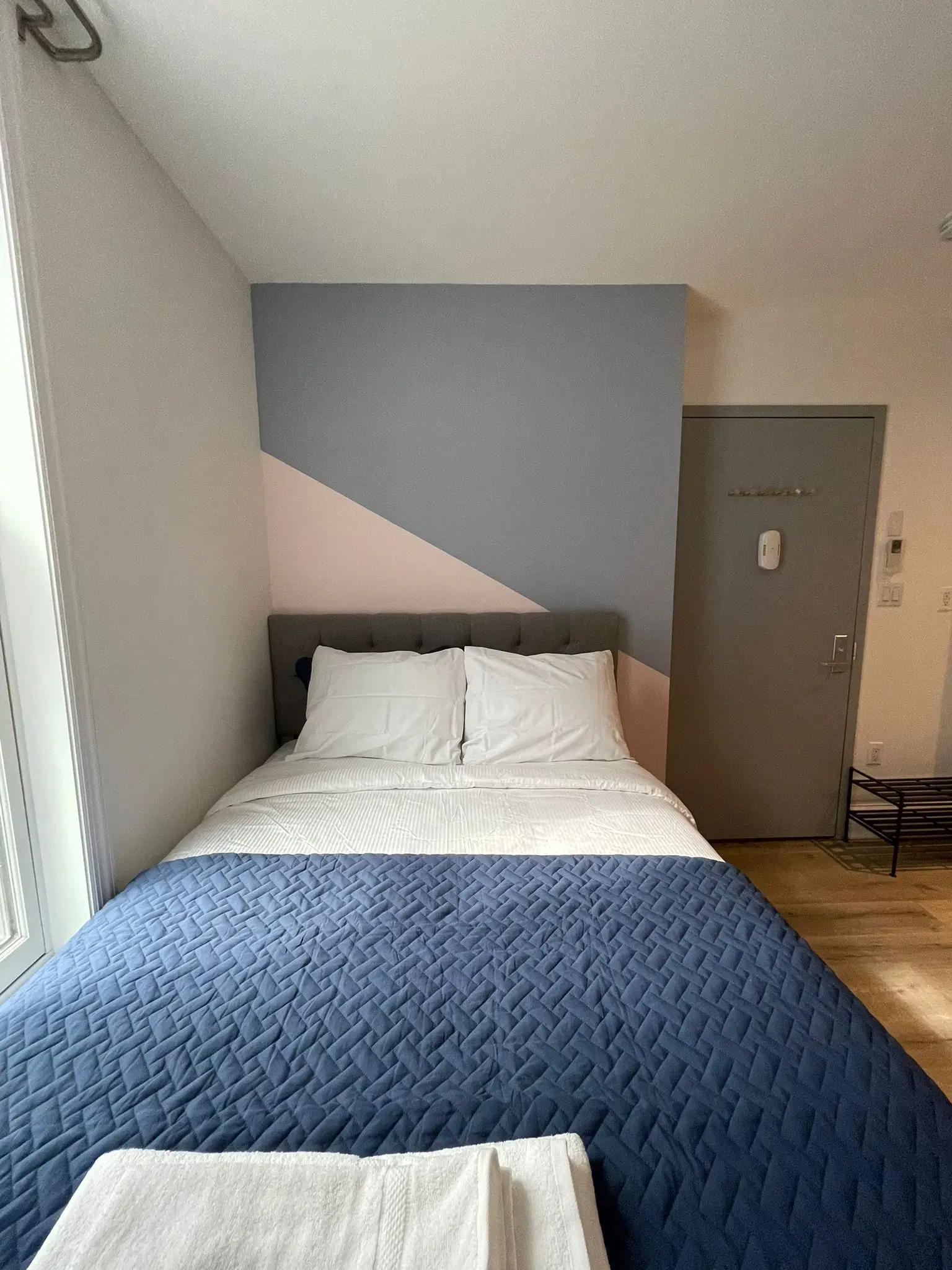 308 East 52nd Street, New York – Studio