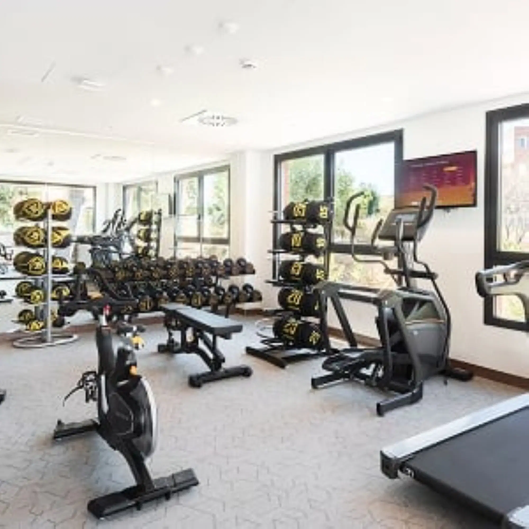Vicalvaro, Madrid – Amenities