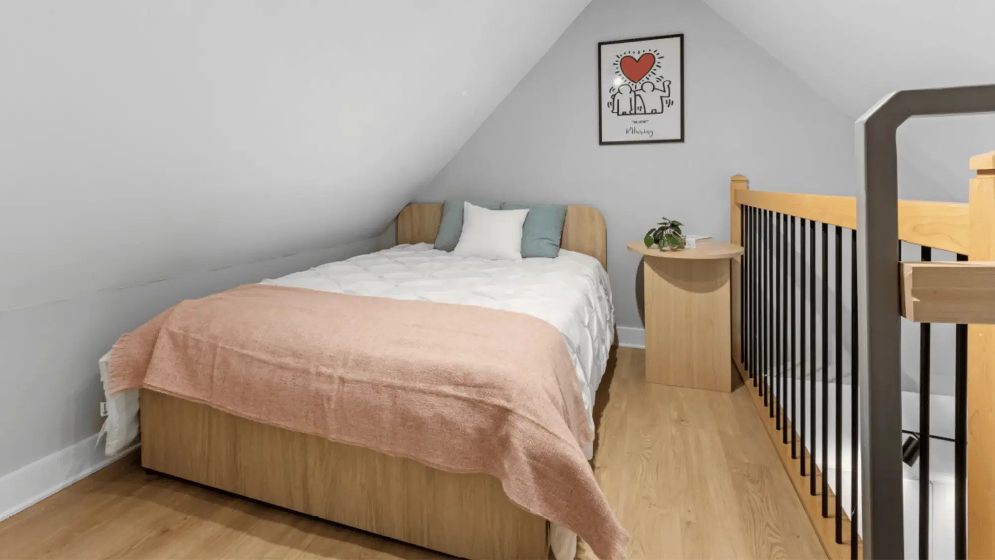Alma Sandy Hill, Ottawa – Studio With Loft
