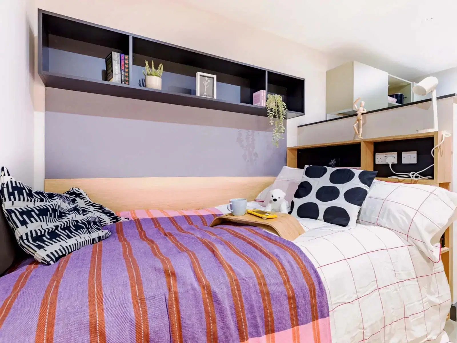 Biscuit Factory, Belfast – Luxury Studio