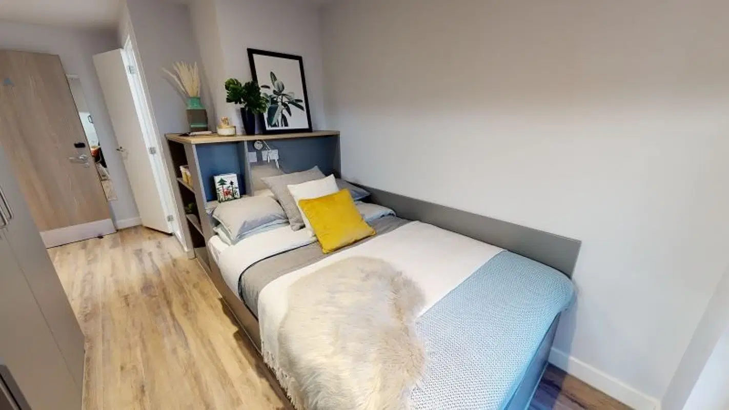 iQ Weaver Place, Coventry – Platinum En Suite Plus