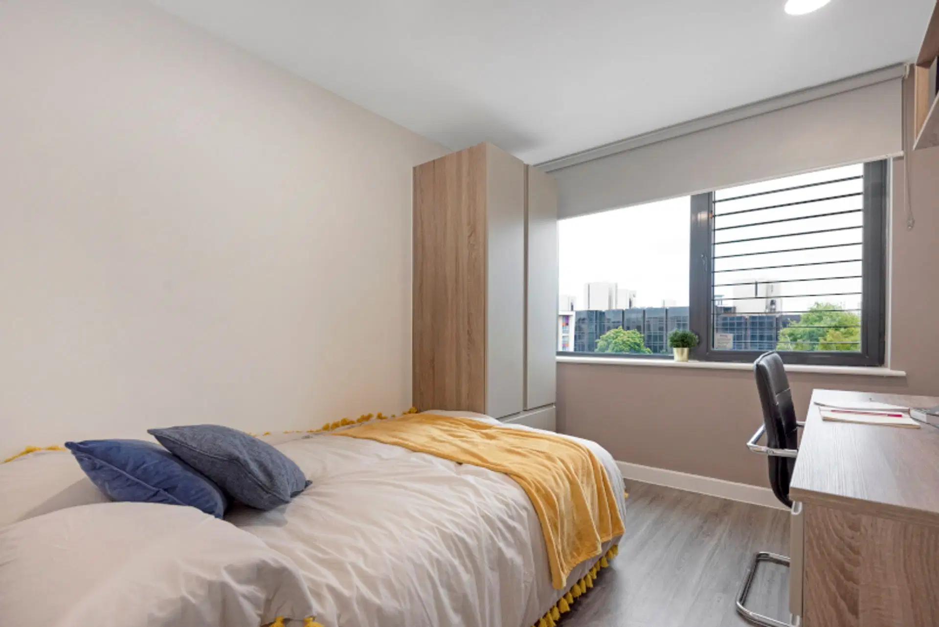 Stanhope House, Portsmouth – Classic Ensuite Plus