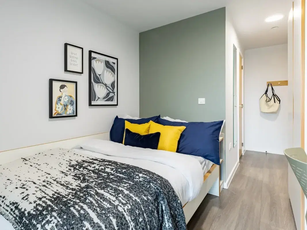 New Bridewell, Bristol – Silver Ensuite