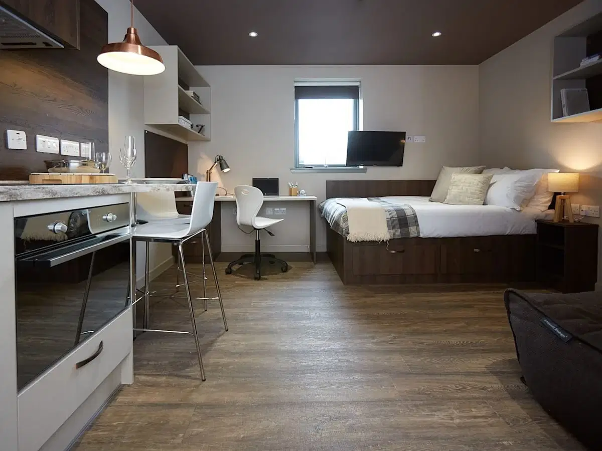Woodside House, Glasgow – Studio Plus