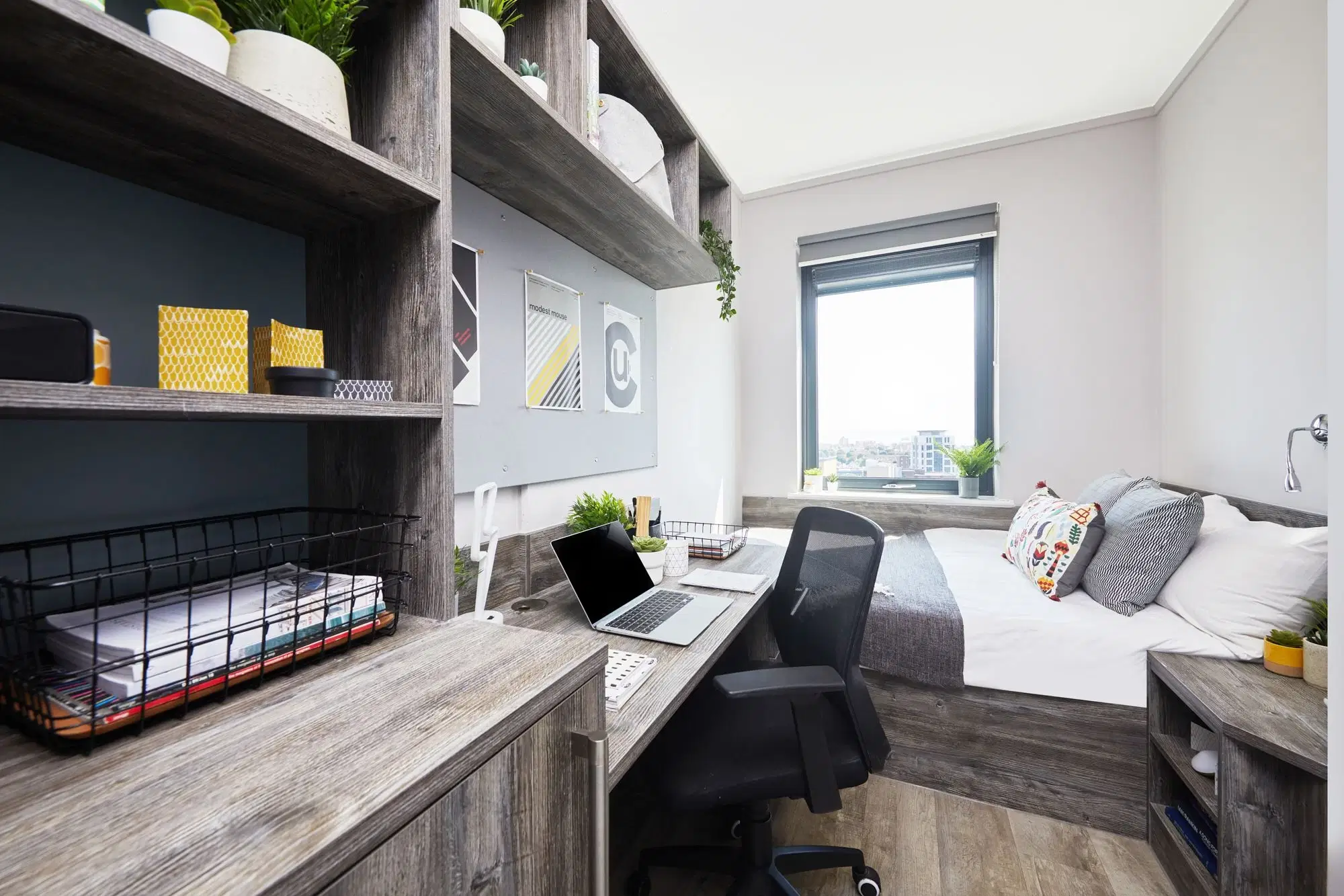 Collegiate Crown Place Portsmouth, Portsmouth – 2 Bed Apartment