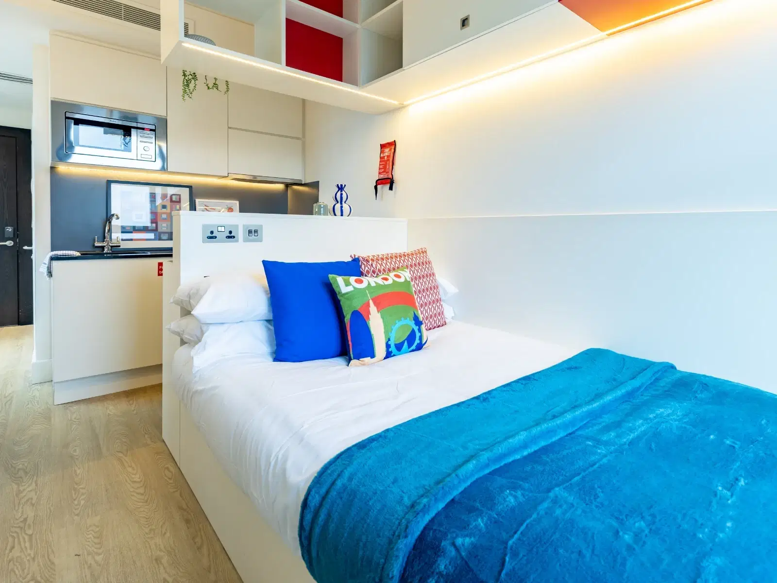 Spring Mews, London – Deluxe Studio