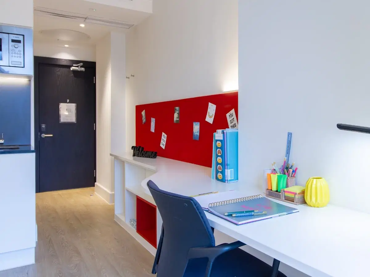 Spring Mews, London – Classic Studio